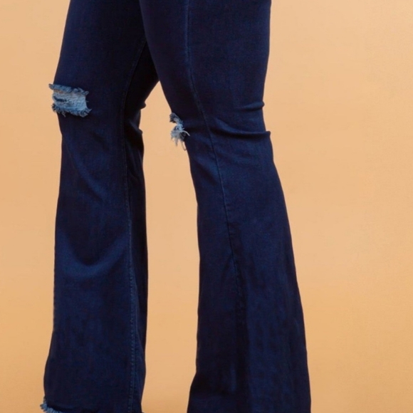 Pants - Picture 3 of 4